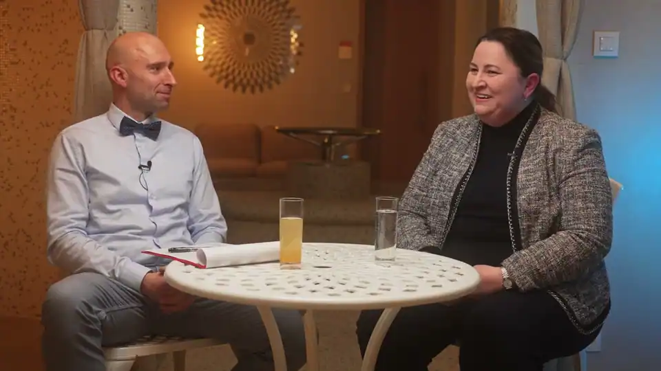 DO NAHA #16 — Toxic relationships in business with Nora Lauková